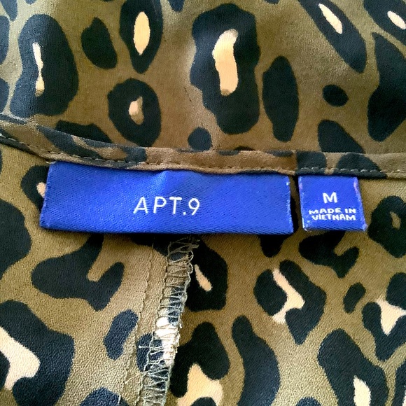 Beautiful Sleeveless Camisole - Picture 7 of 10